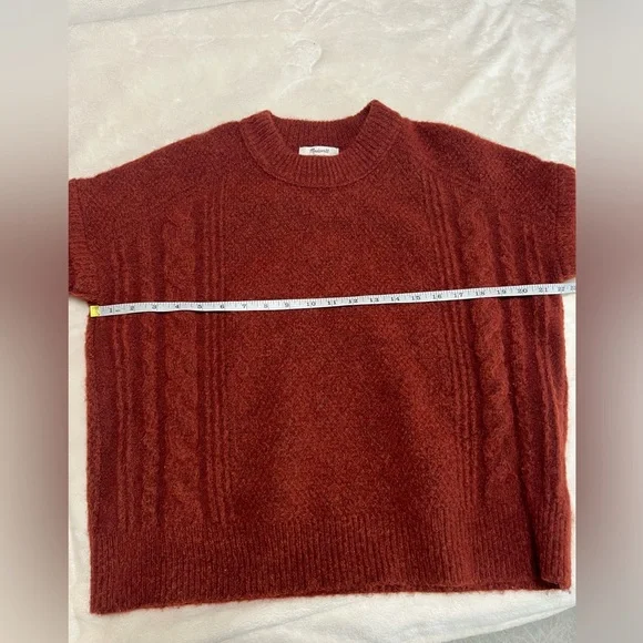 Madewell Alpaca Blend Sweater — XS (Oversized Fit)
EUC - Picture 9 of 11